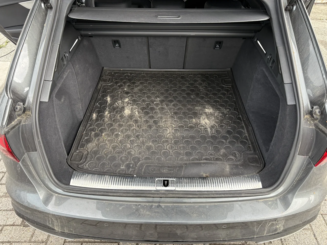 Audi A6 vóór dieptereiniging, detail 4, MotorX