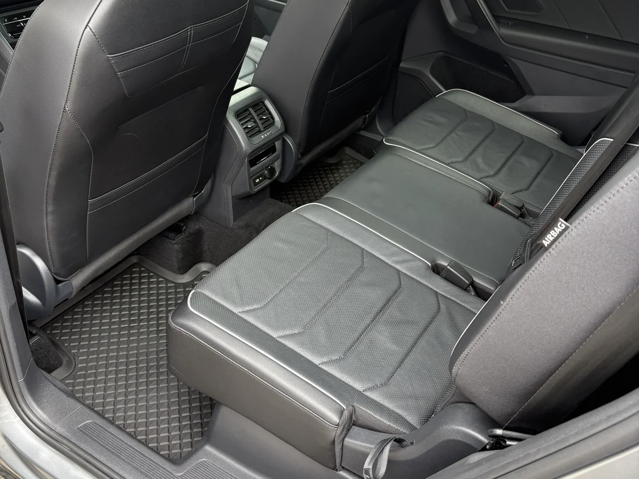 VW Tiguan na dieptereiniging door MotorX, foto 2