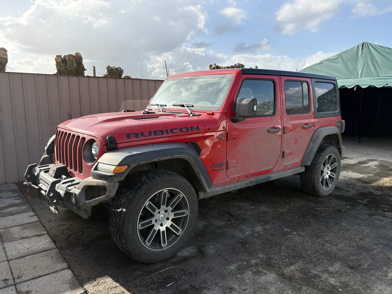 Jeep Wrangler vóór reiniging, detail 1, MotorX